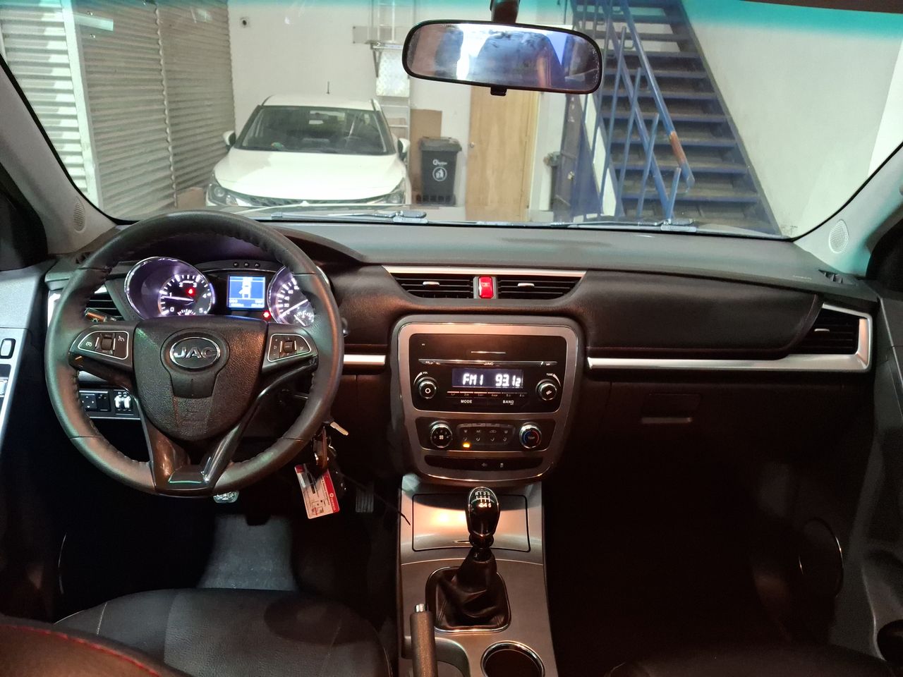 JAC T8 — foto 23 de 25