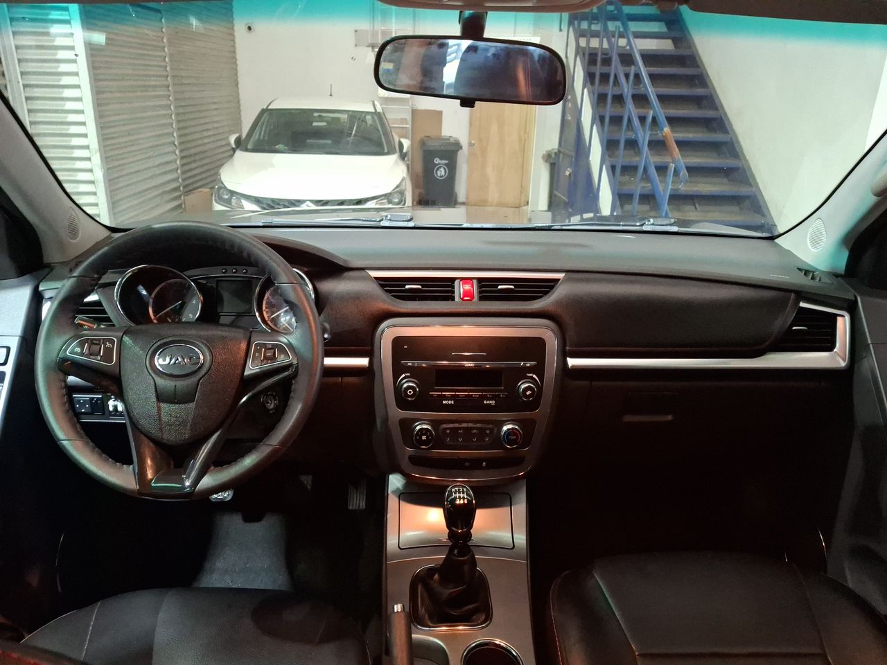 JAC T8 — foto 2 de 25