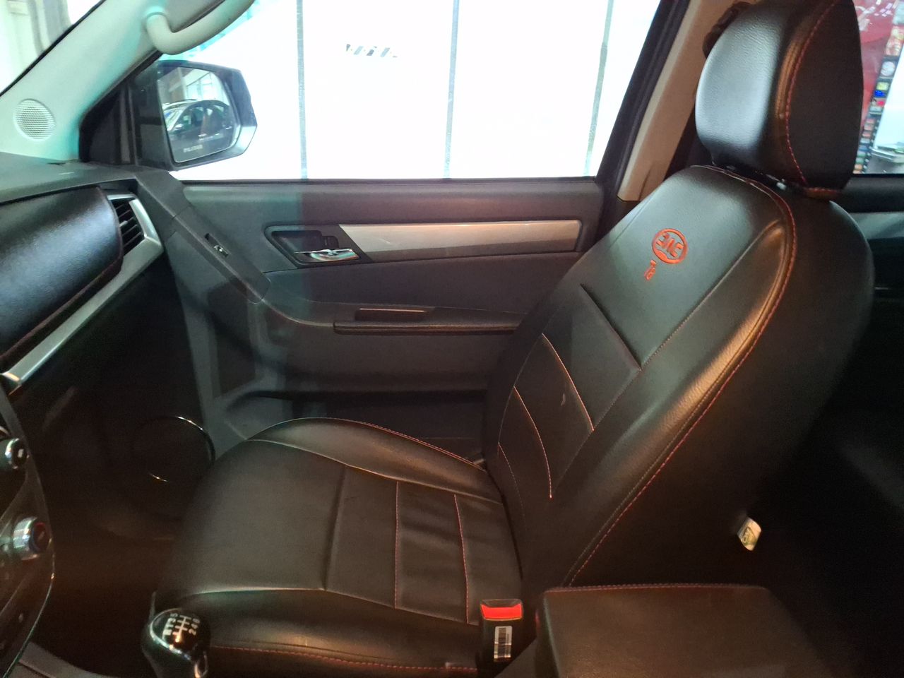 JAC T8 — foto 3 de 25