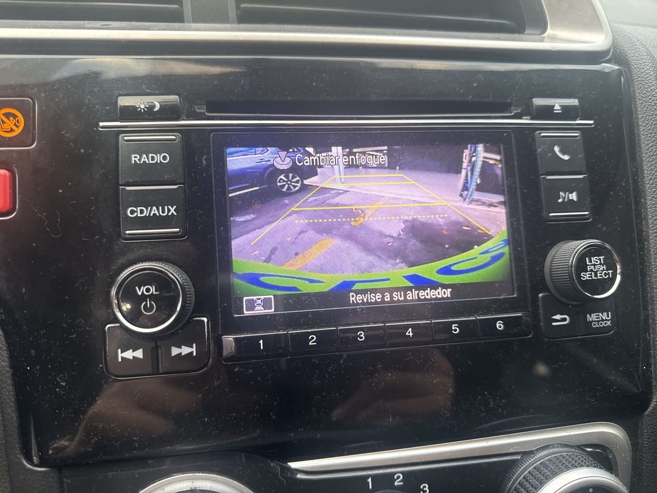 Honda WR-V — foto 29 de 35