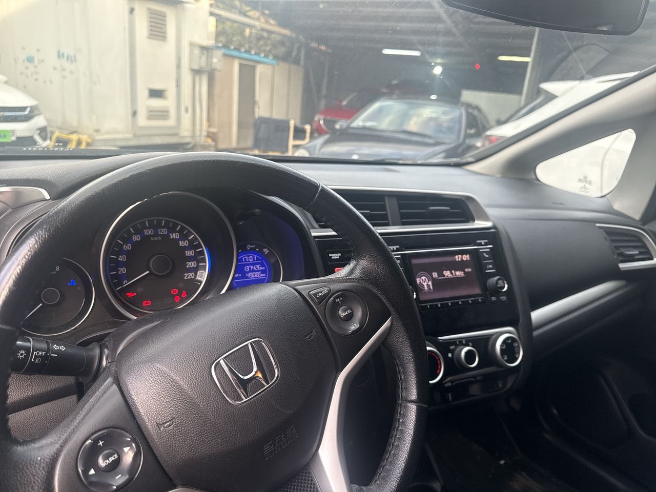 Honda WR-V — foto 32 de 35