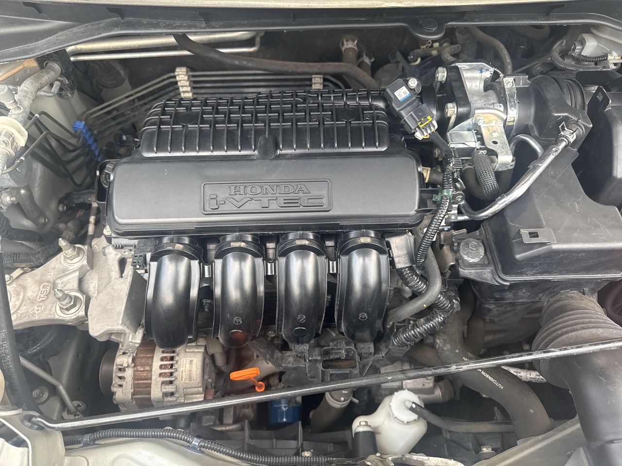 Honda WR-V — foto 17 de 35