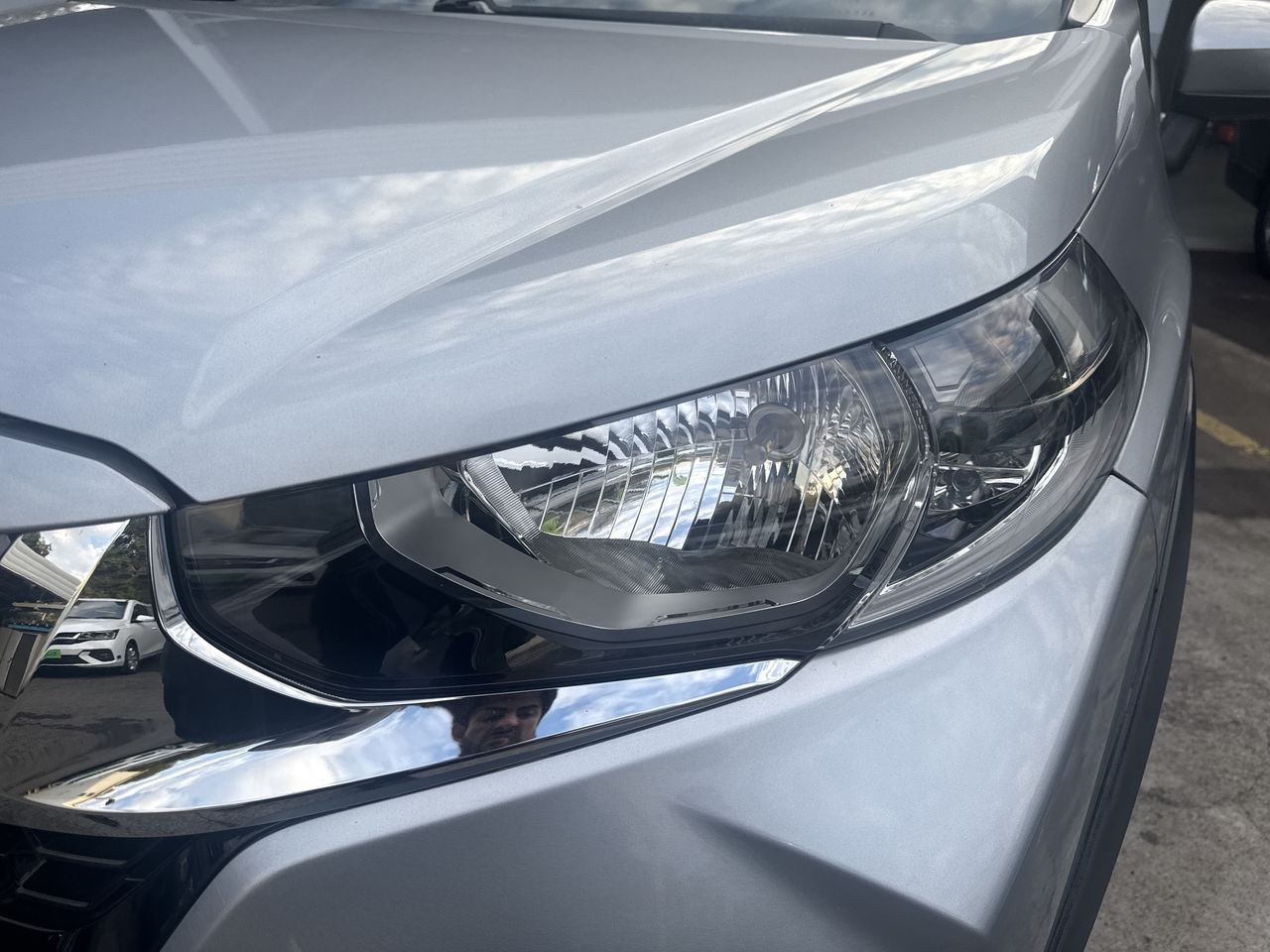 Honda WR-V — foto 18 de 35