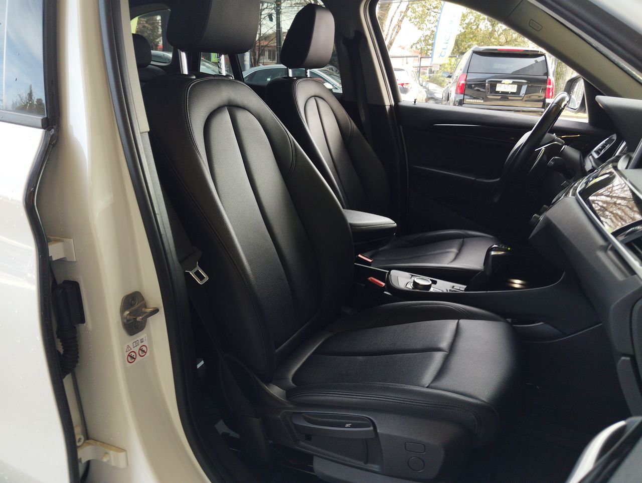 BMW - 32