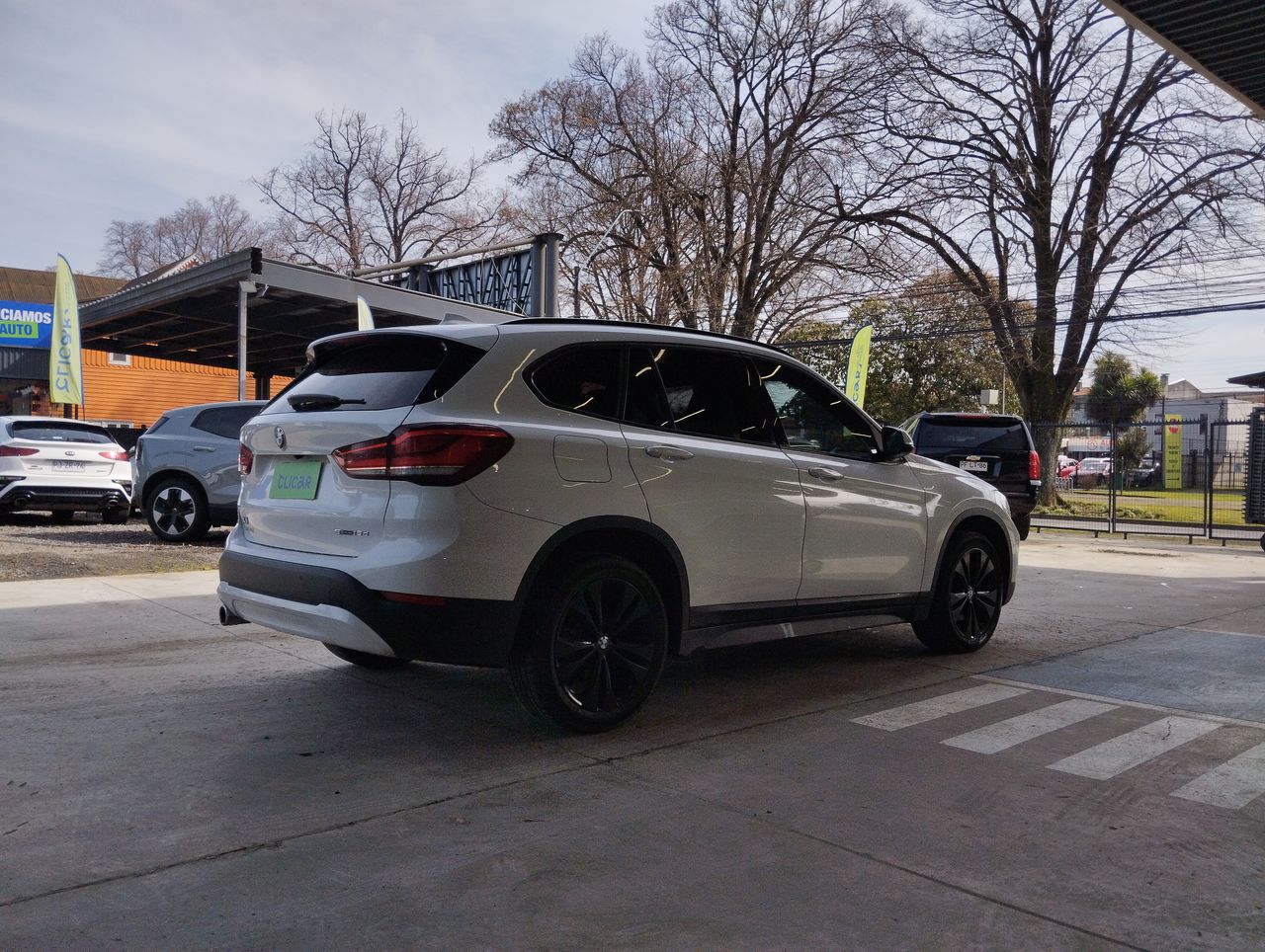 BMW - 2