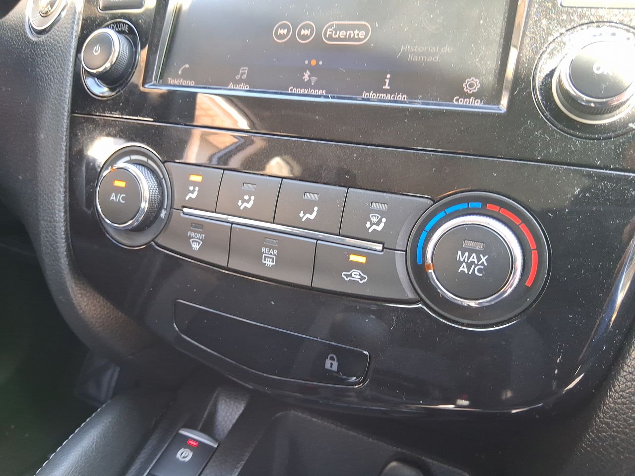 NISSAN - 25