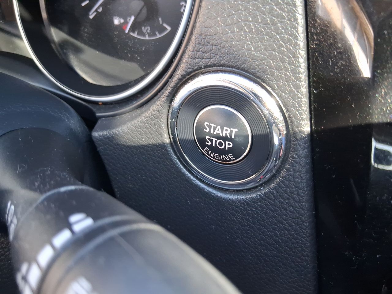 NISSAN - 30