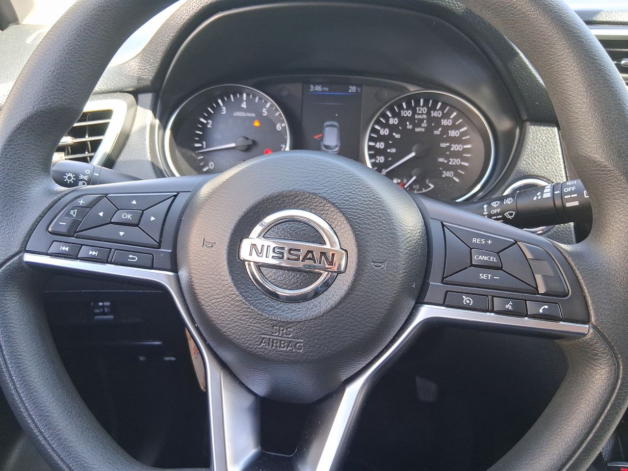 NISSAN - 21