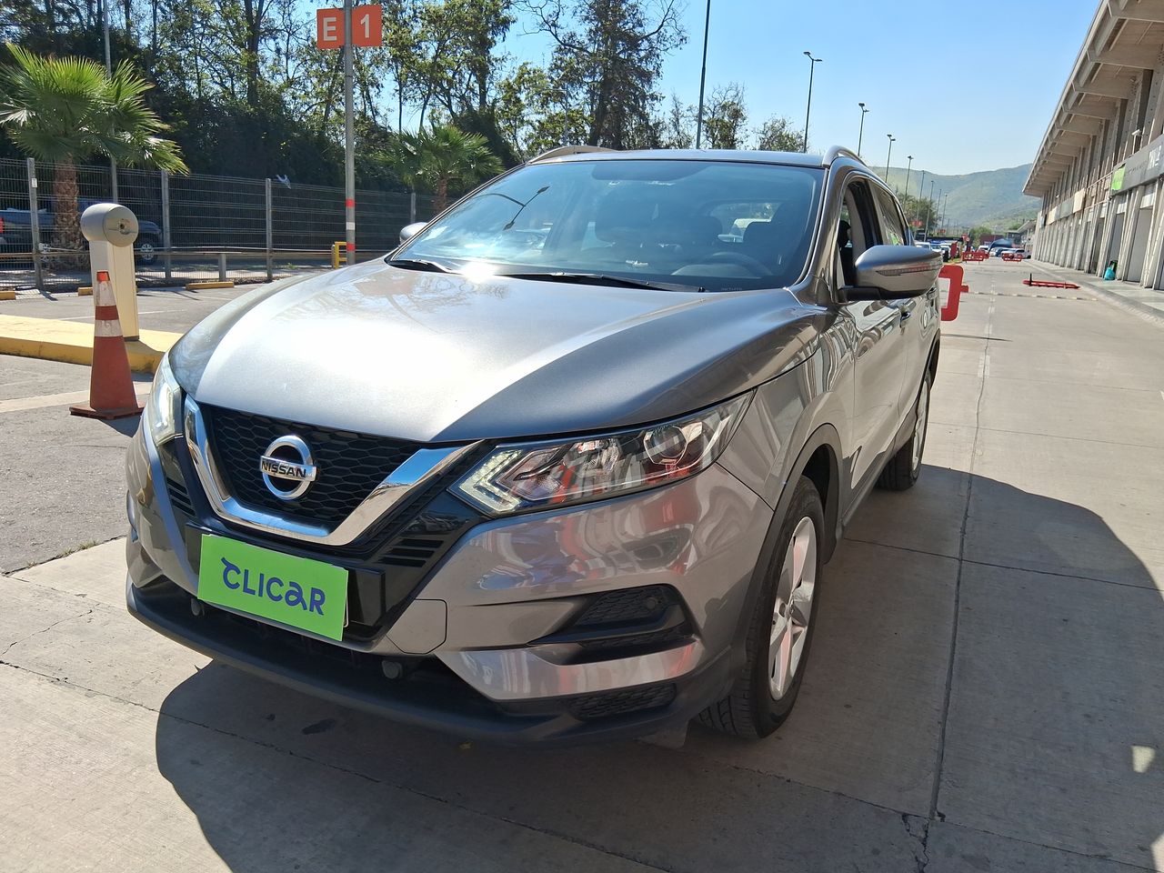 NISSAN - 2