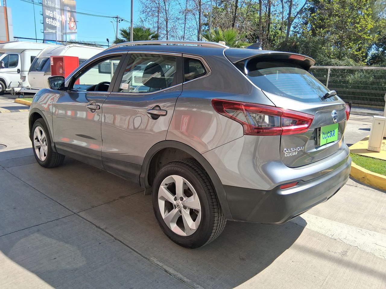 NISSAN - 4