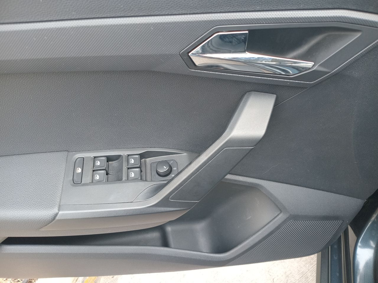 SEAT - 13