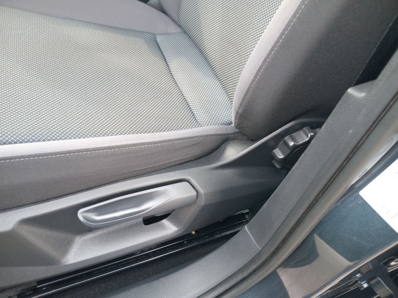 SEAT - 14