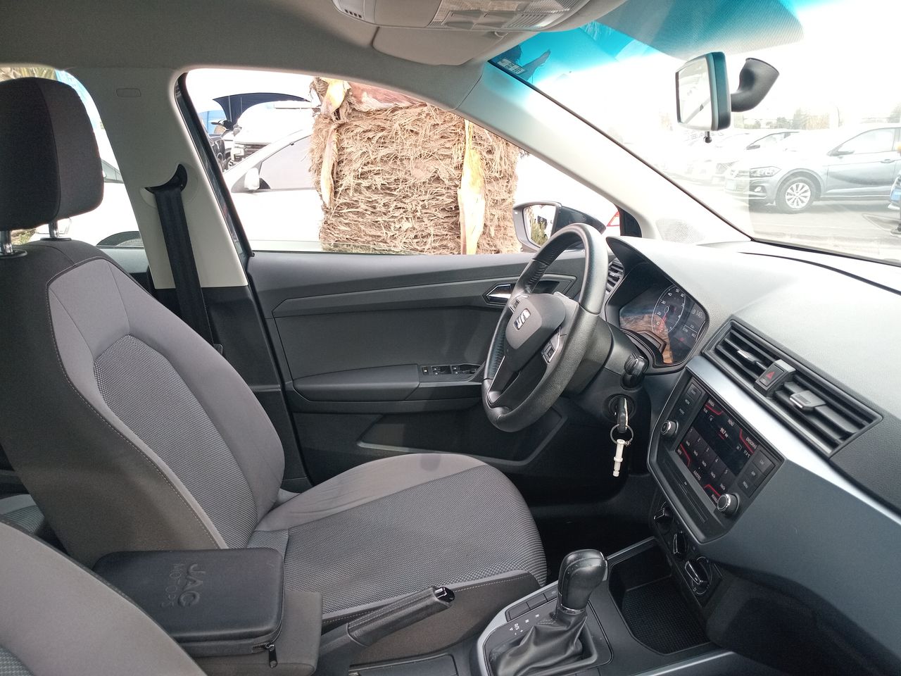 SEAT - 6