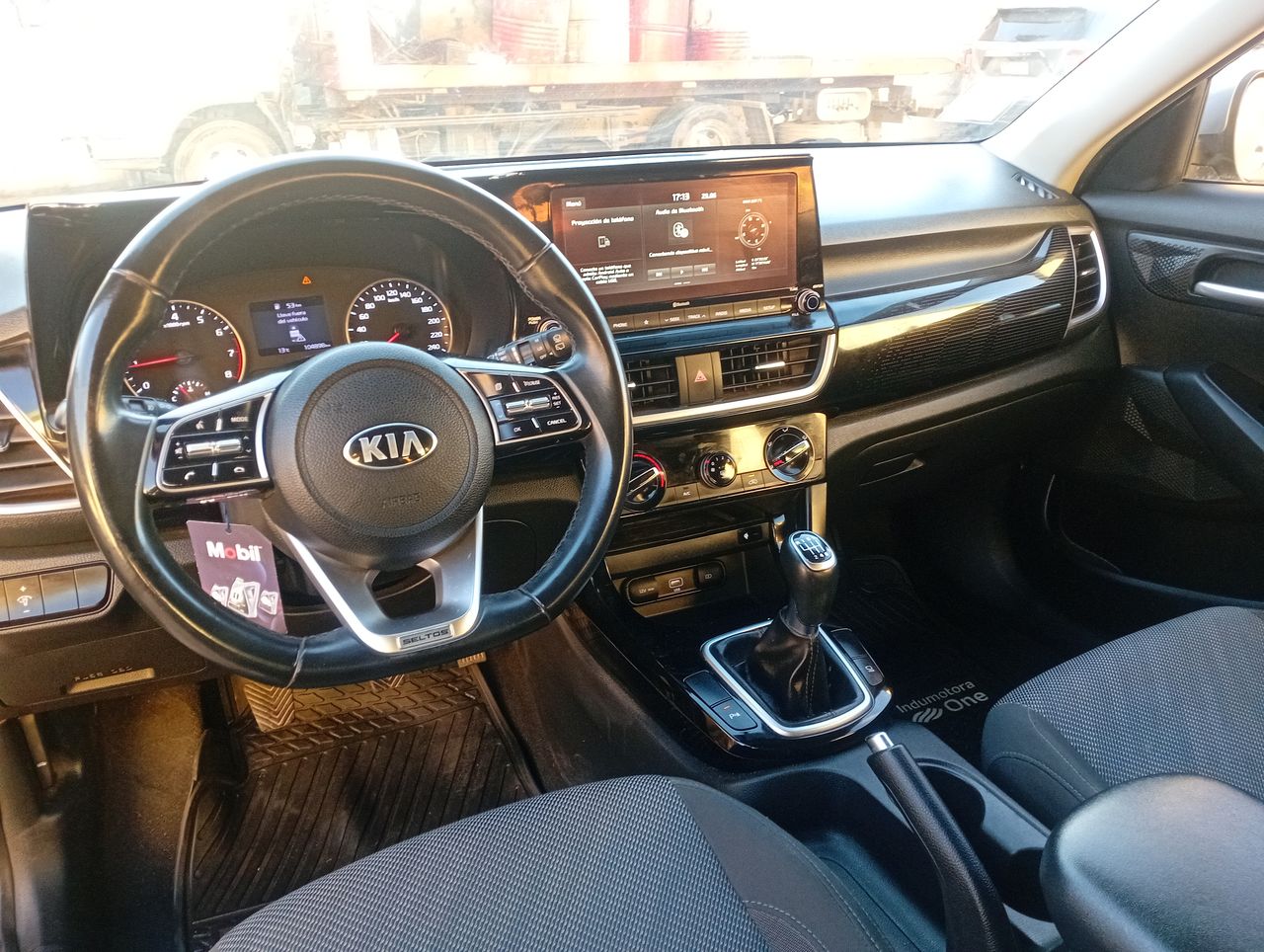 KIA - 15