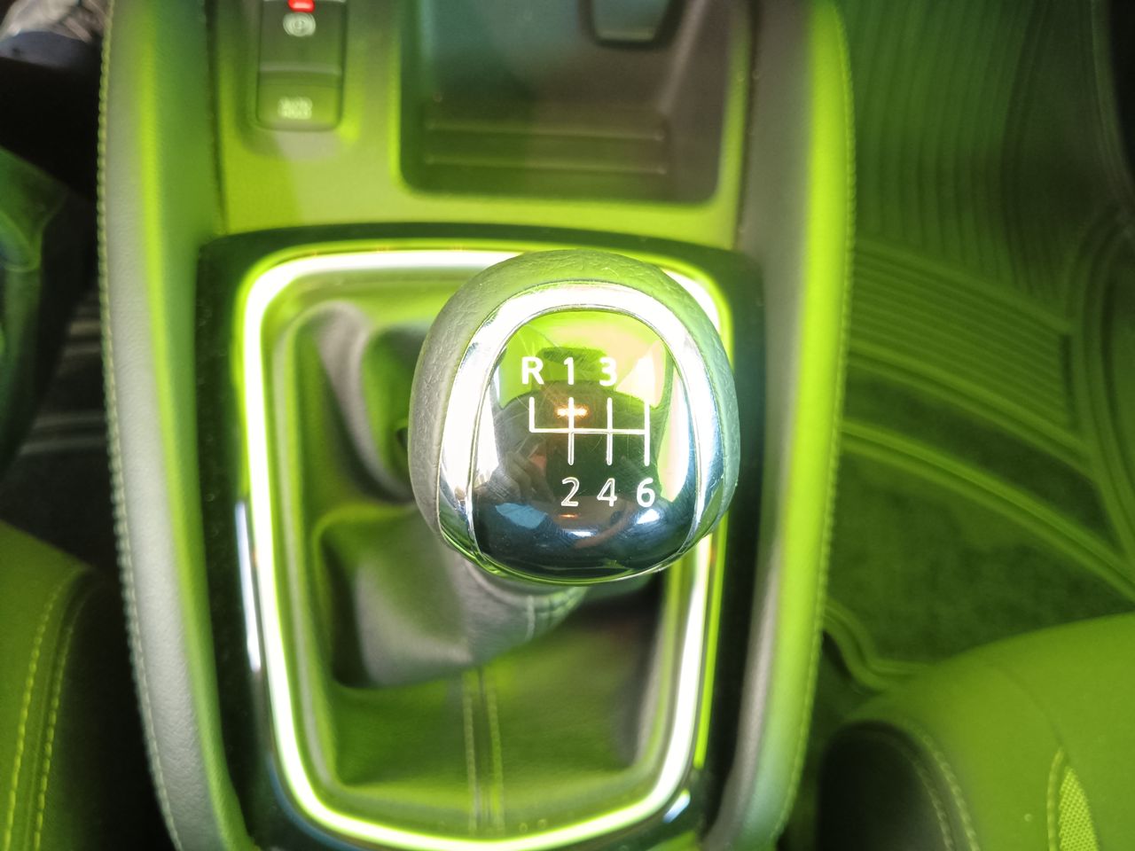 NISSAN - 30