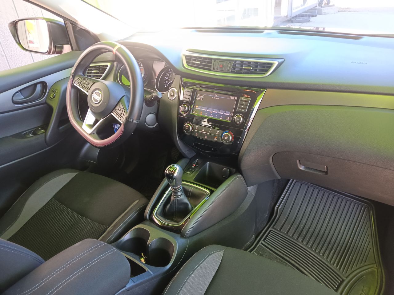 NISSAN - 13