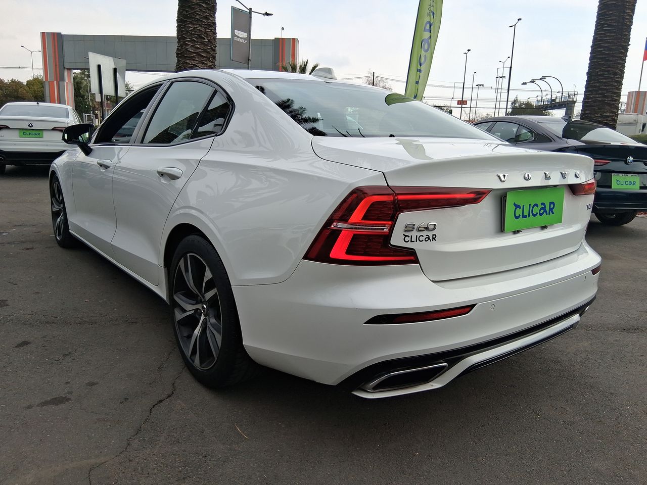 VOLVO - 5