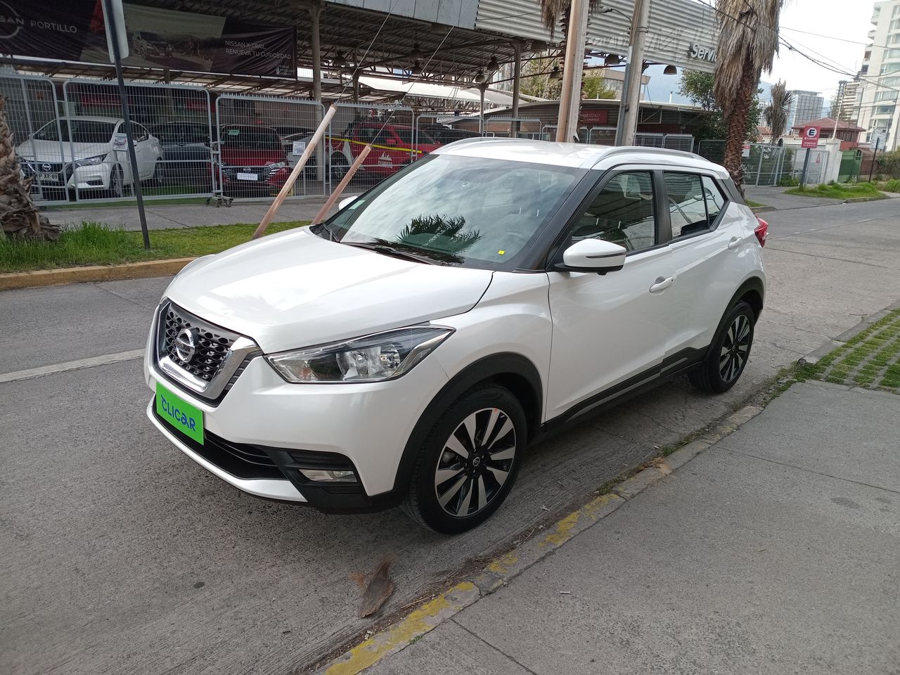 NISSAN - 3