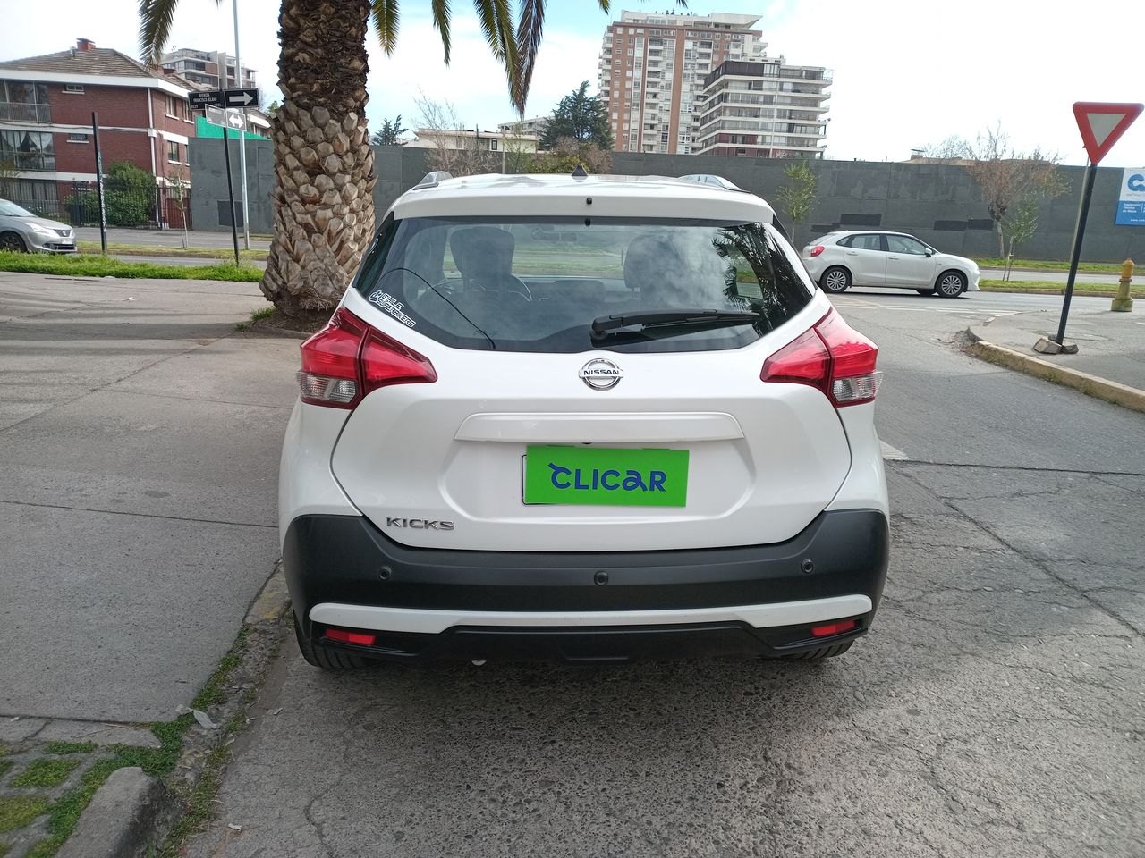 NISSAN - 6