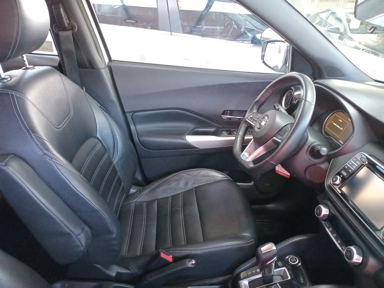 NISSAN - 16