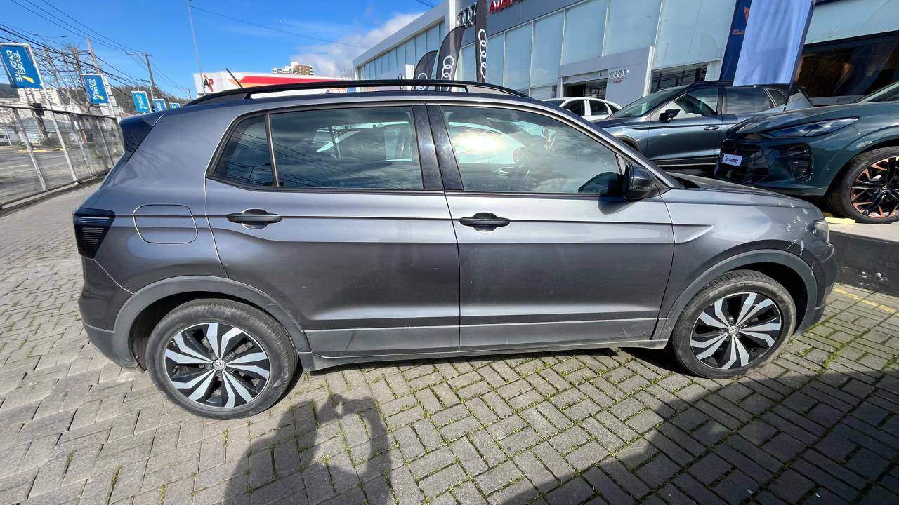VOLKSWAGEN - 3