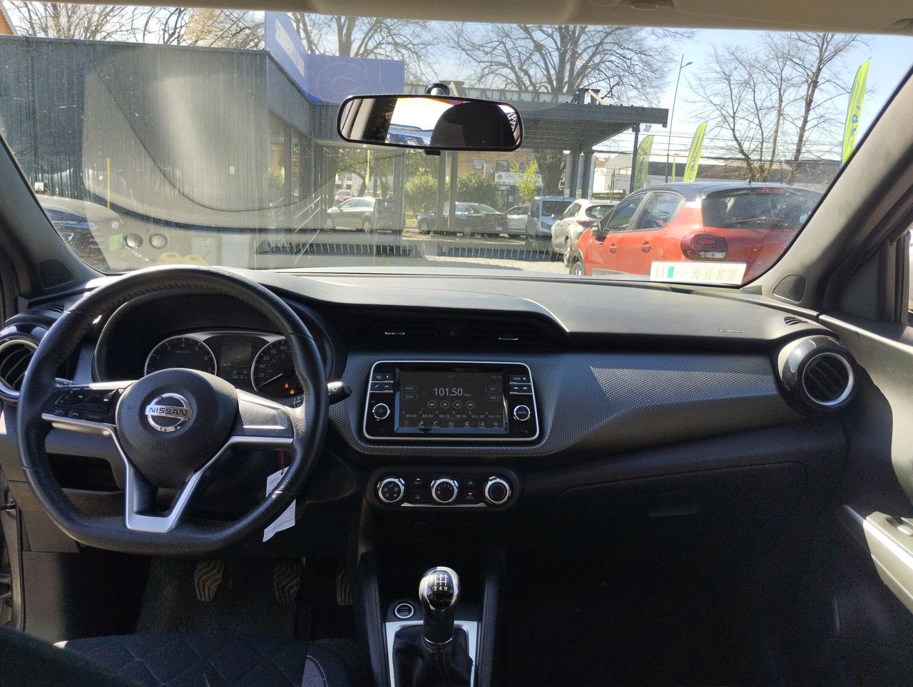 NISSAN - 30