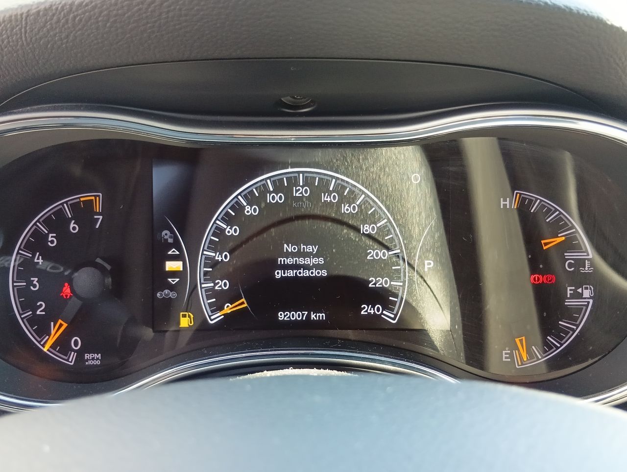 Jeep Grand Cherokee — foto 24 de 28