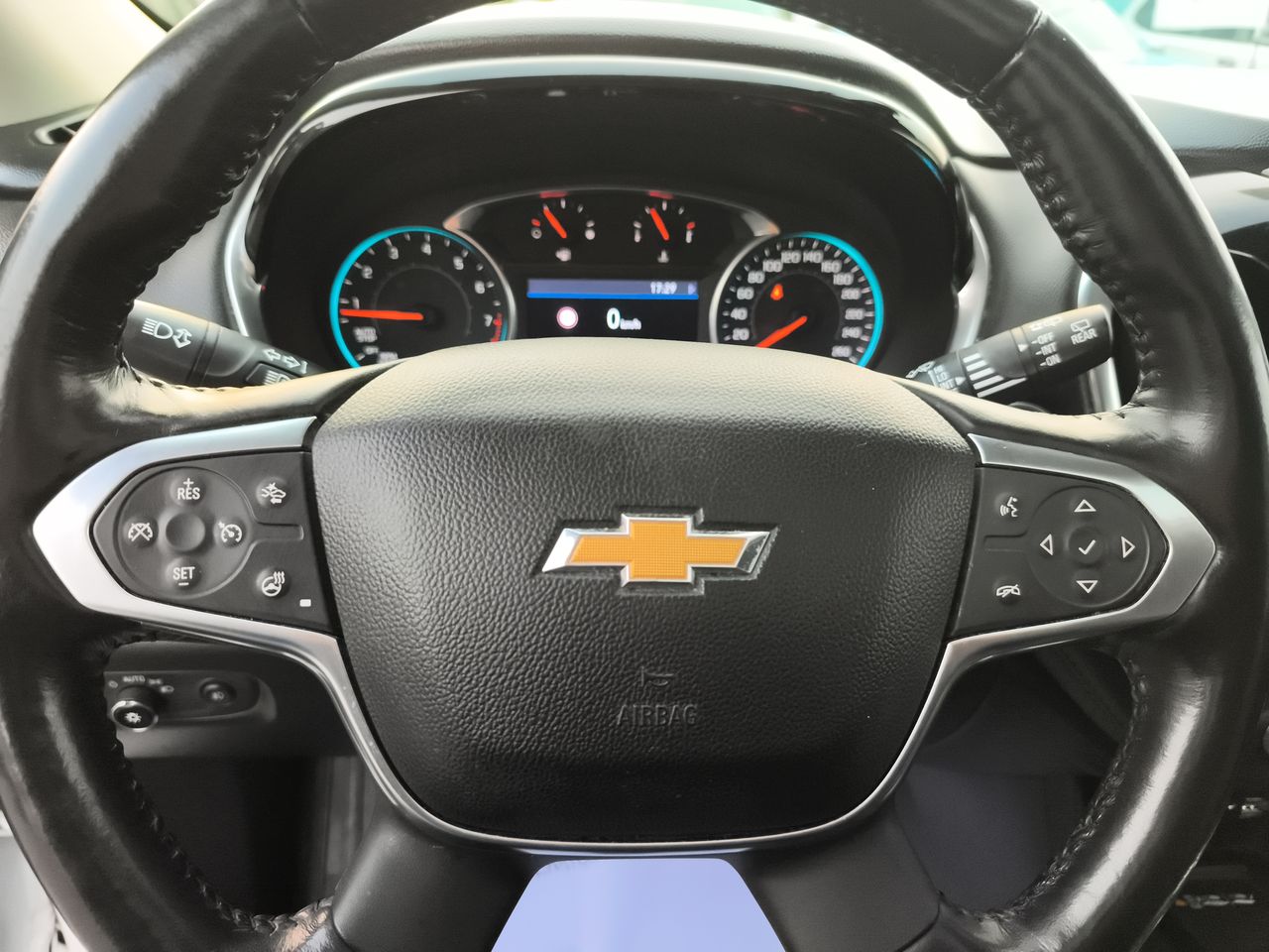 CHEVROLET - 24