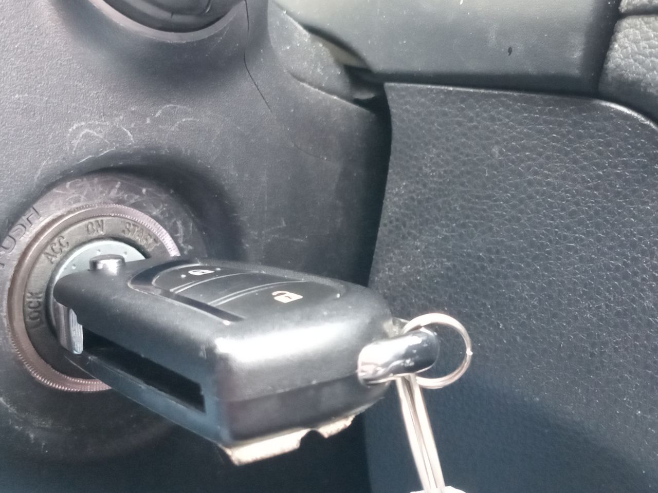 TOYOTA - 25