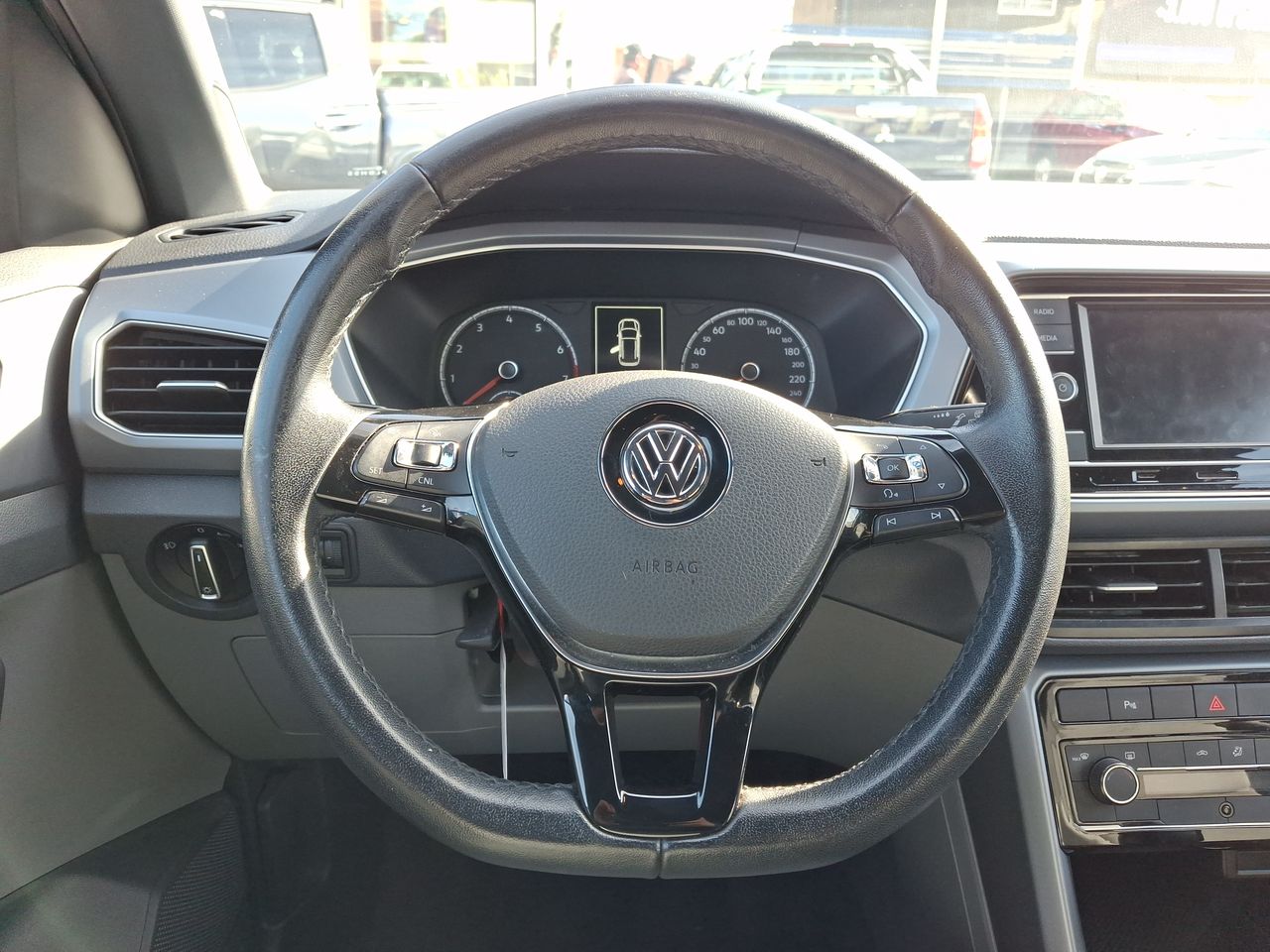VOLKSWAGEN - 16