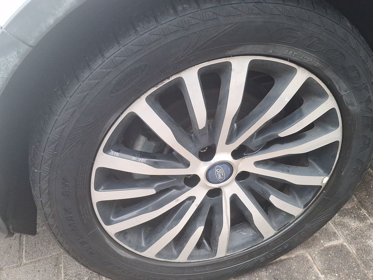 Ford Territory — foto 8 de 27
