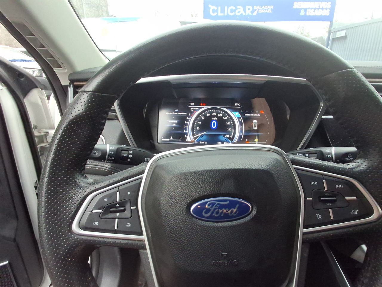 Ford Territory — foto 17 de 27