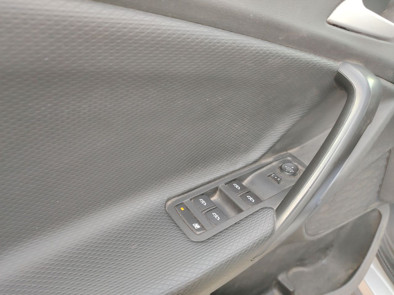CHEVROLET - 12