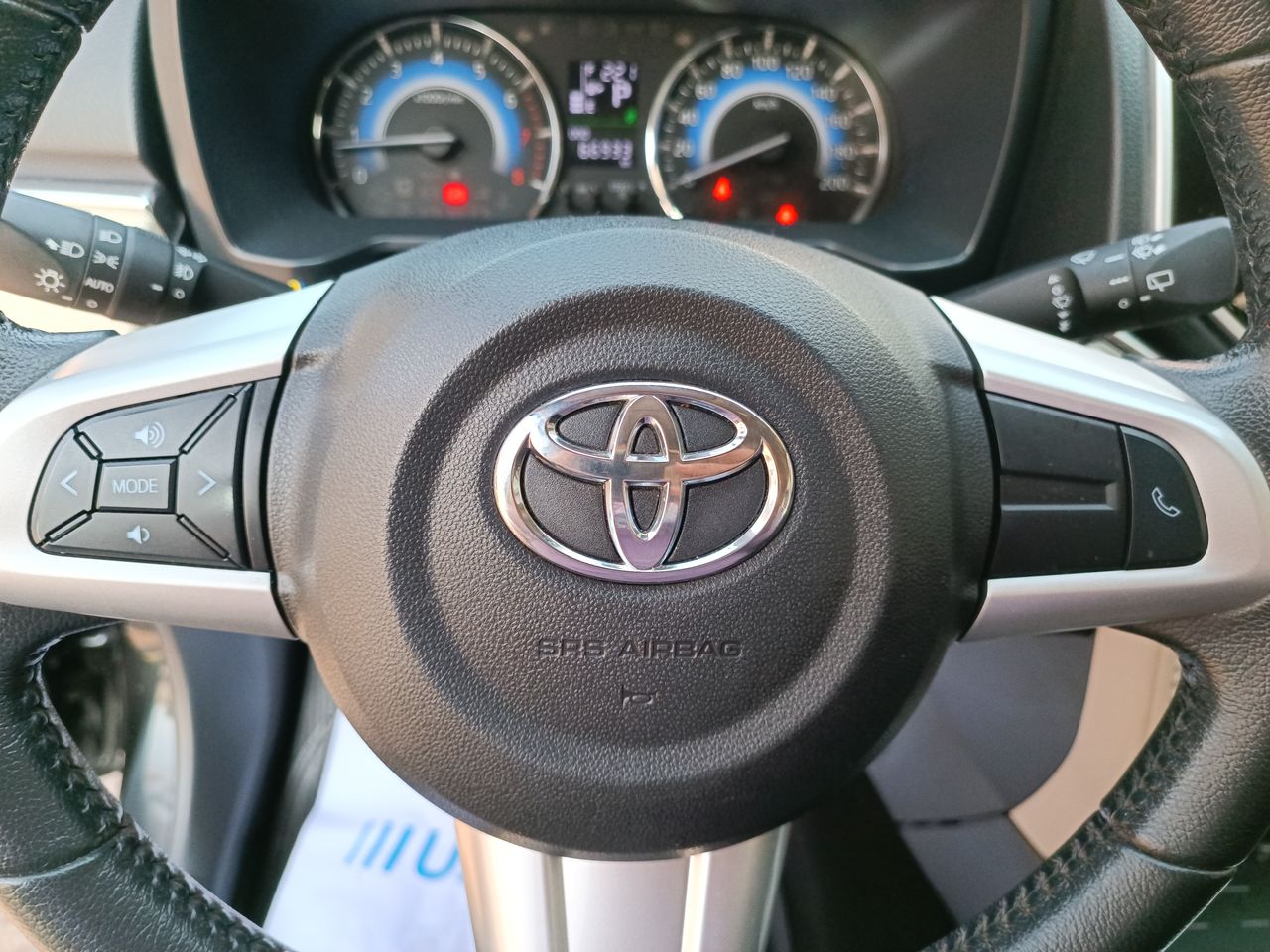 TOYOTA - 27
