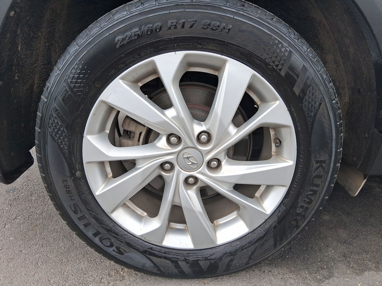 HYUNDAI - 17