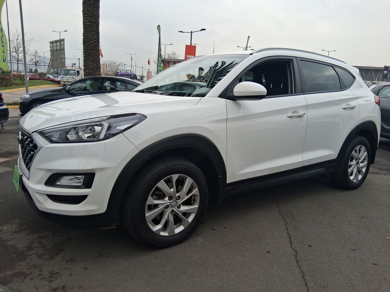 HYUNDAI - 3