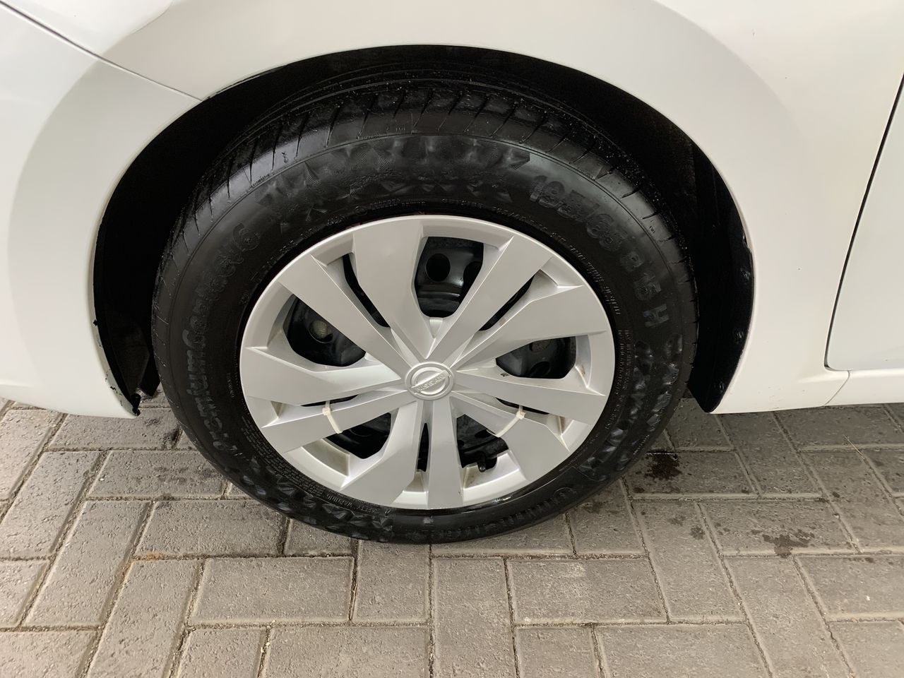 NISSAN - 17