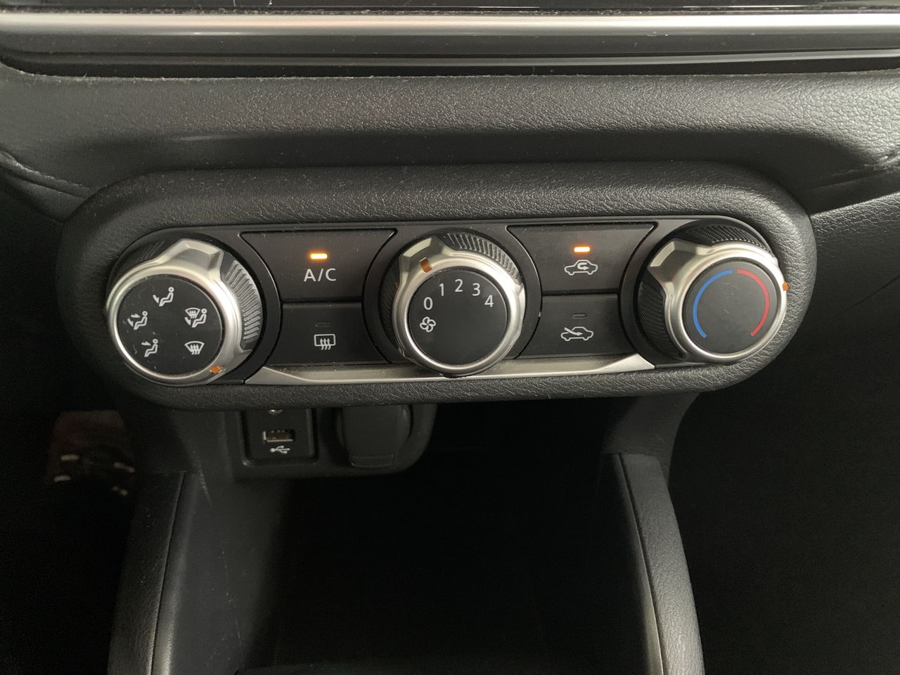 NISSAN - 28