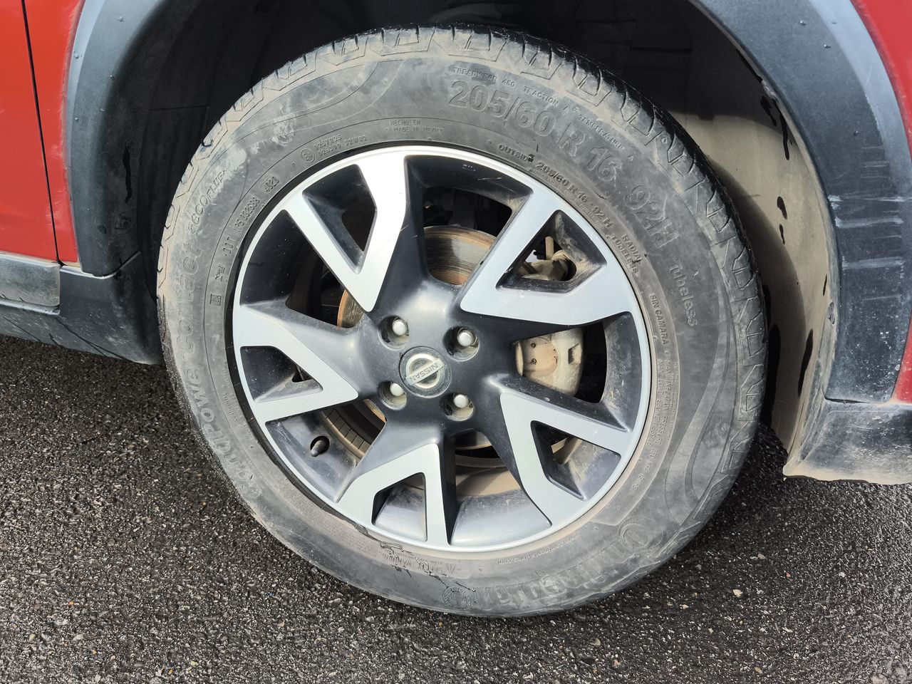 Toyota RAV4 — foto 8 de 25