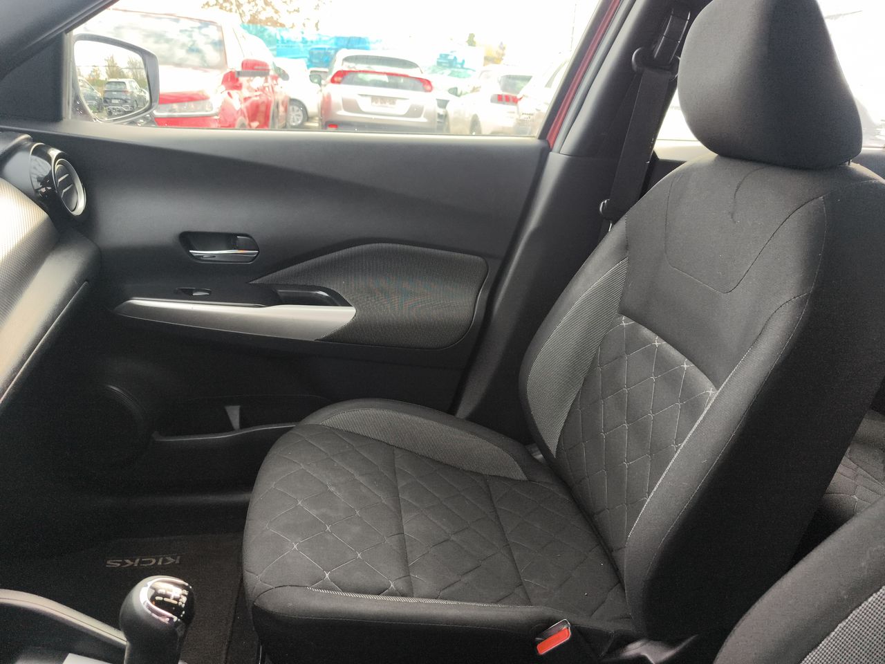 Toyota RAV4 — foto 23 de 25
