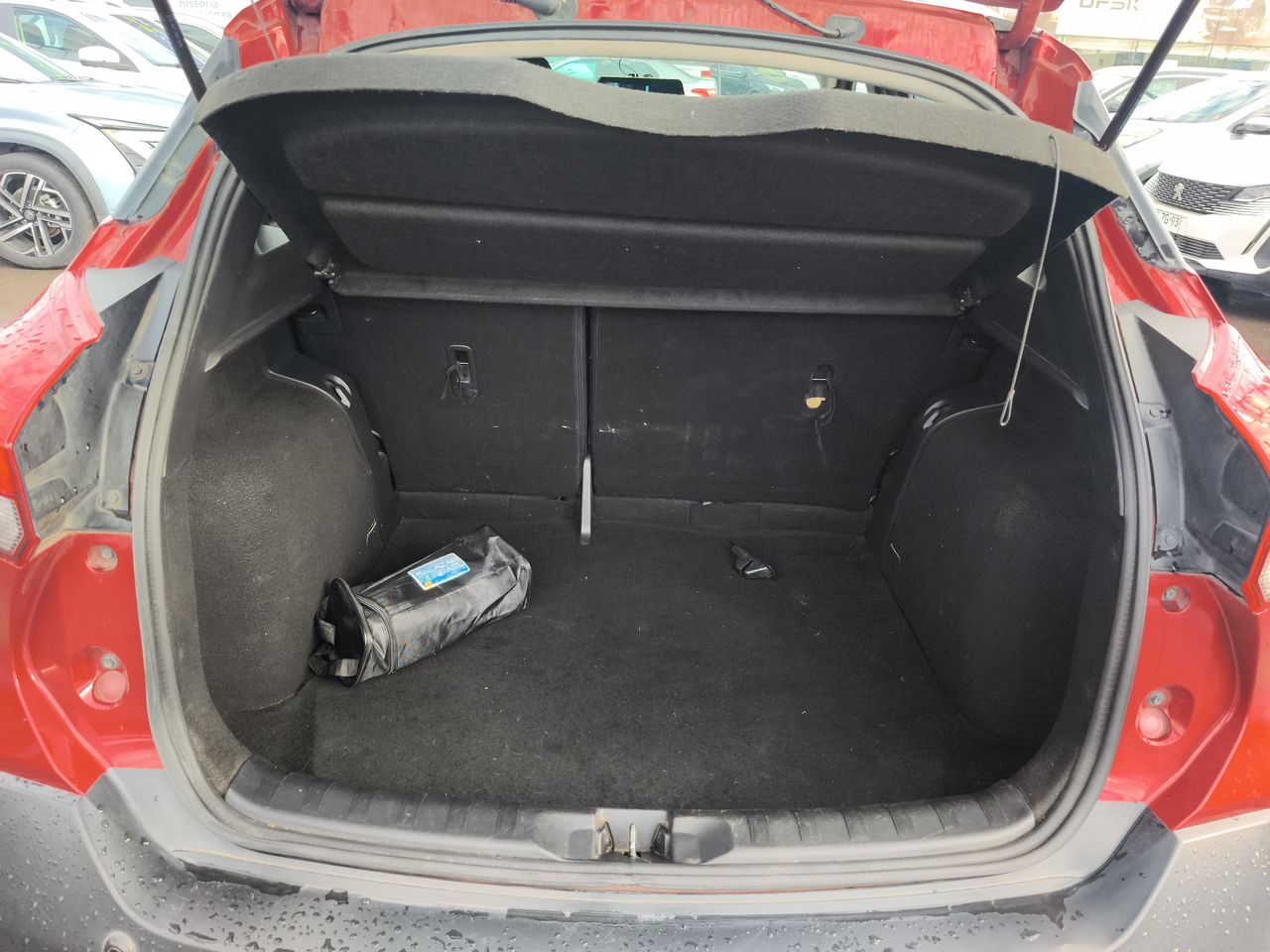 Toyota RAV4 — foto 11 de 25