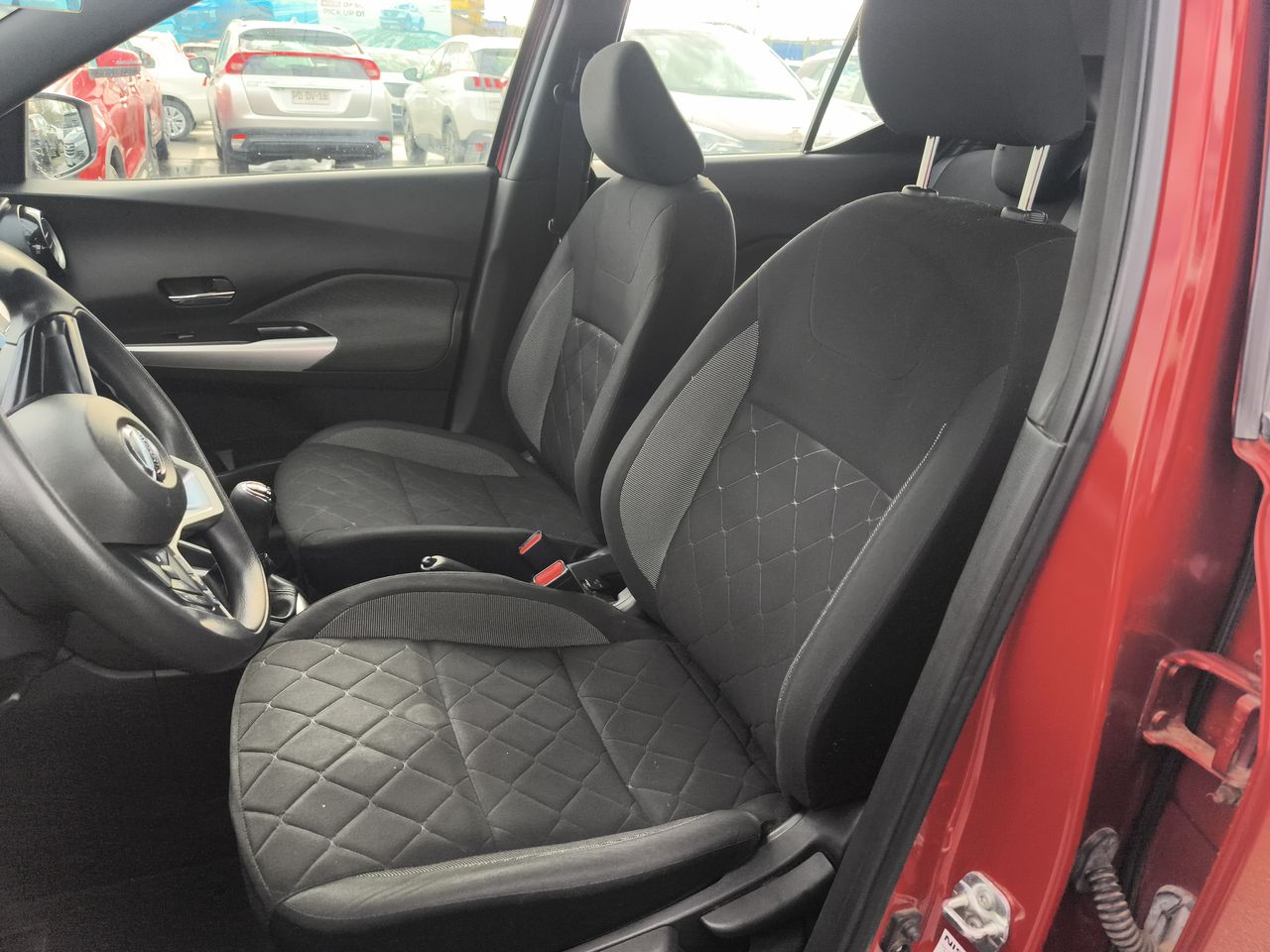 Toyota RAV4 — foto 14 de 25