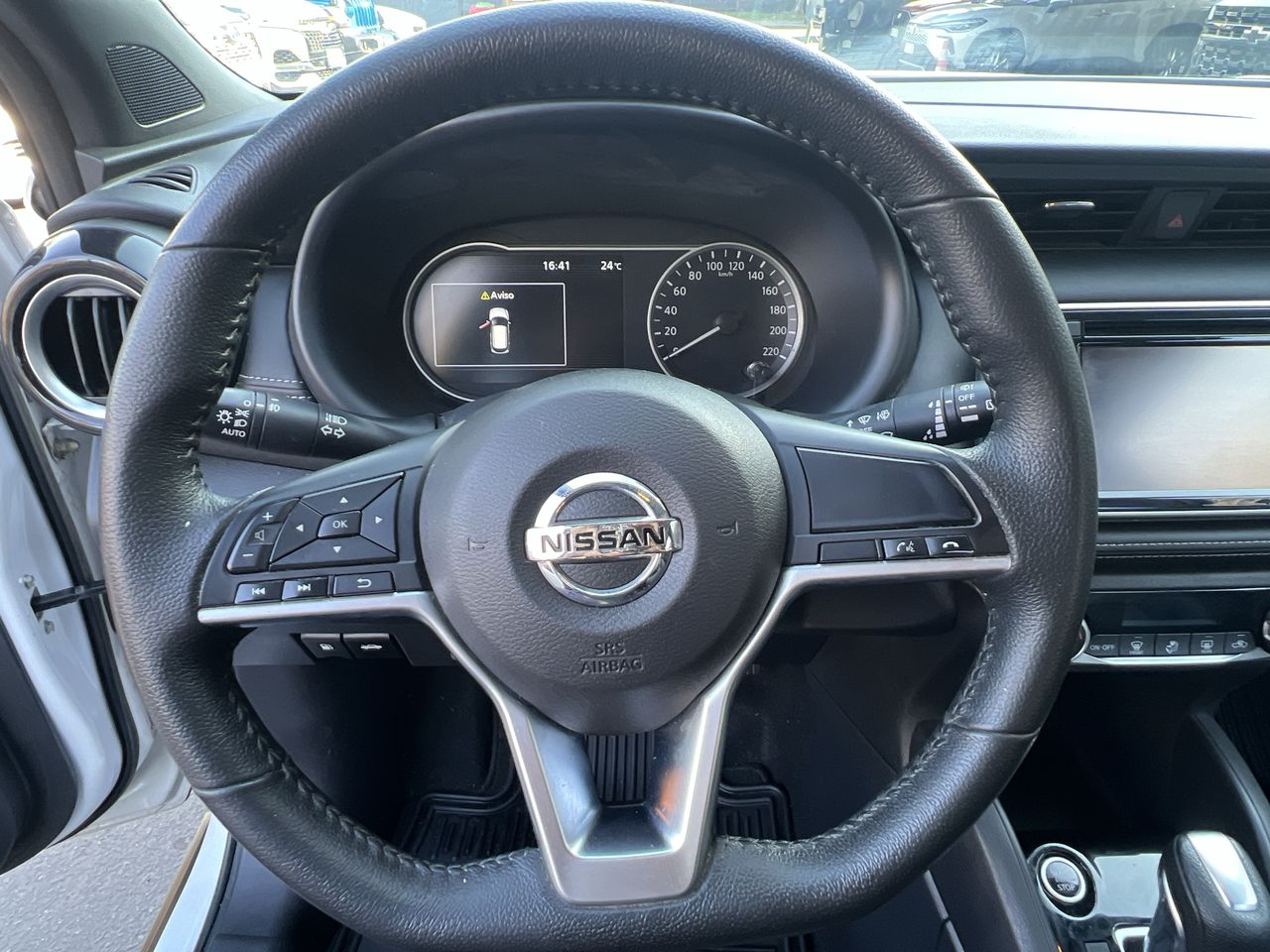 NISSAN - 26