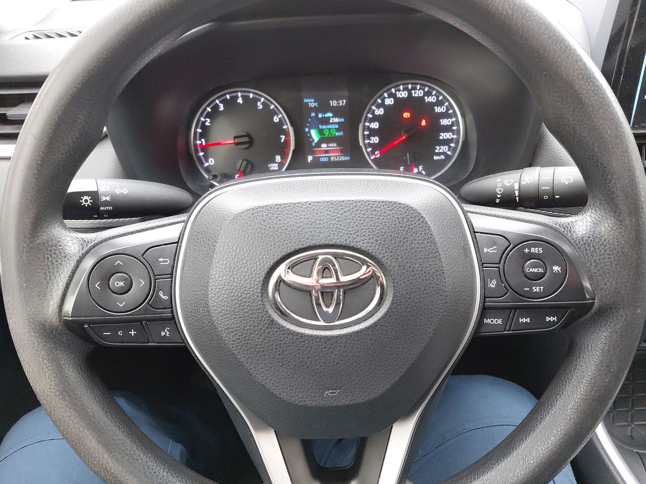 TOYOTA - 19