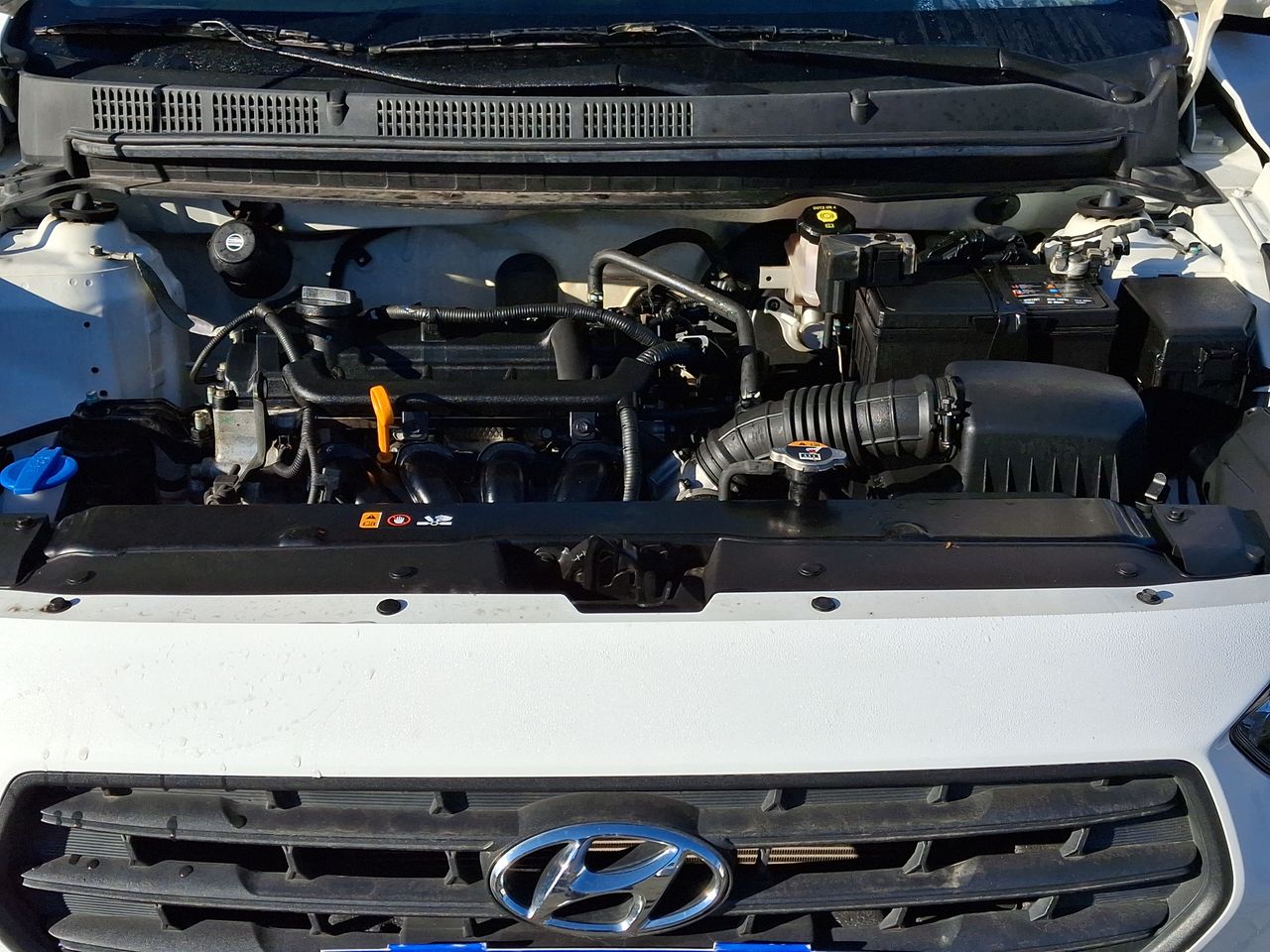 HYUNDAI - 18