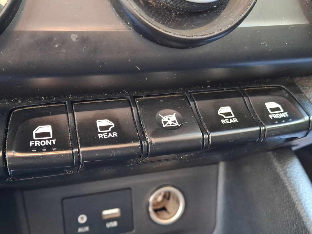 HYUNDAI - 22