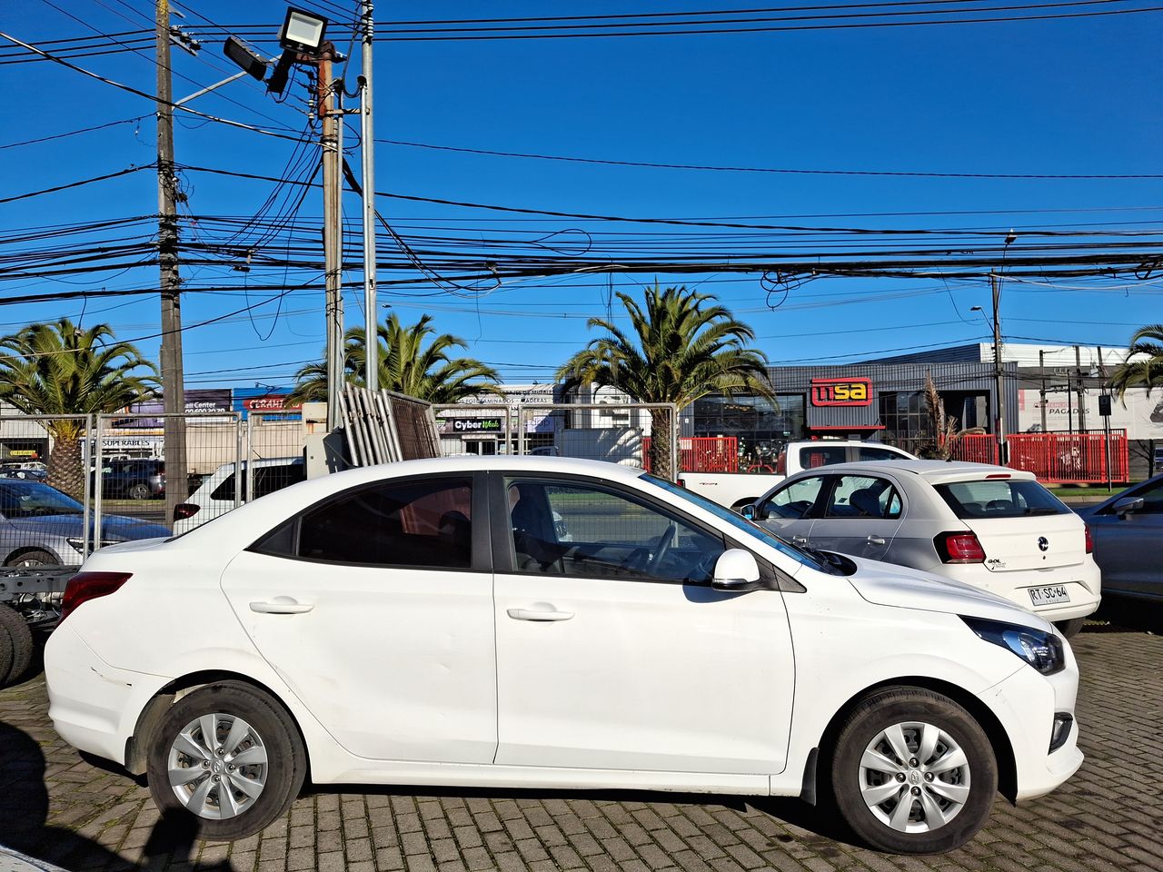 HYUNDAI - 8