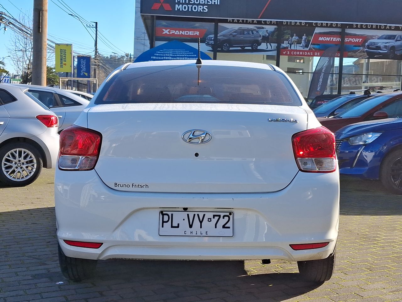 HYUNDAI - 6