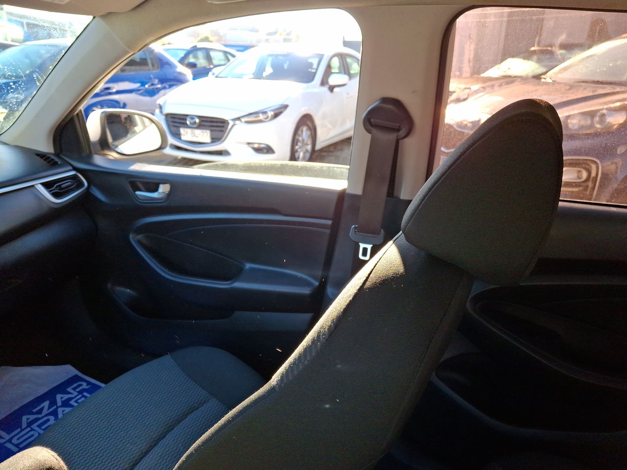 HYUNDAI - 10