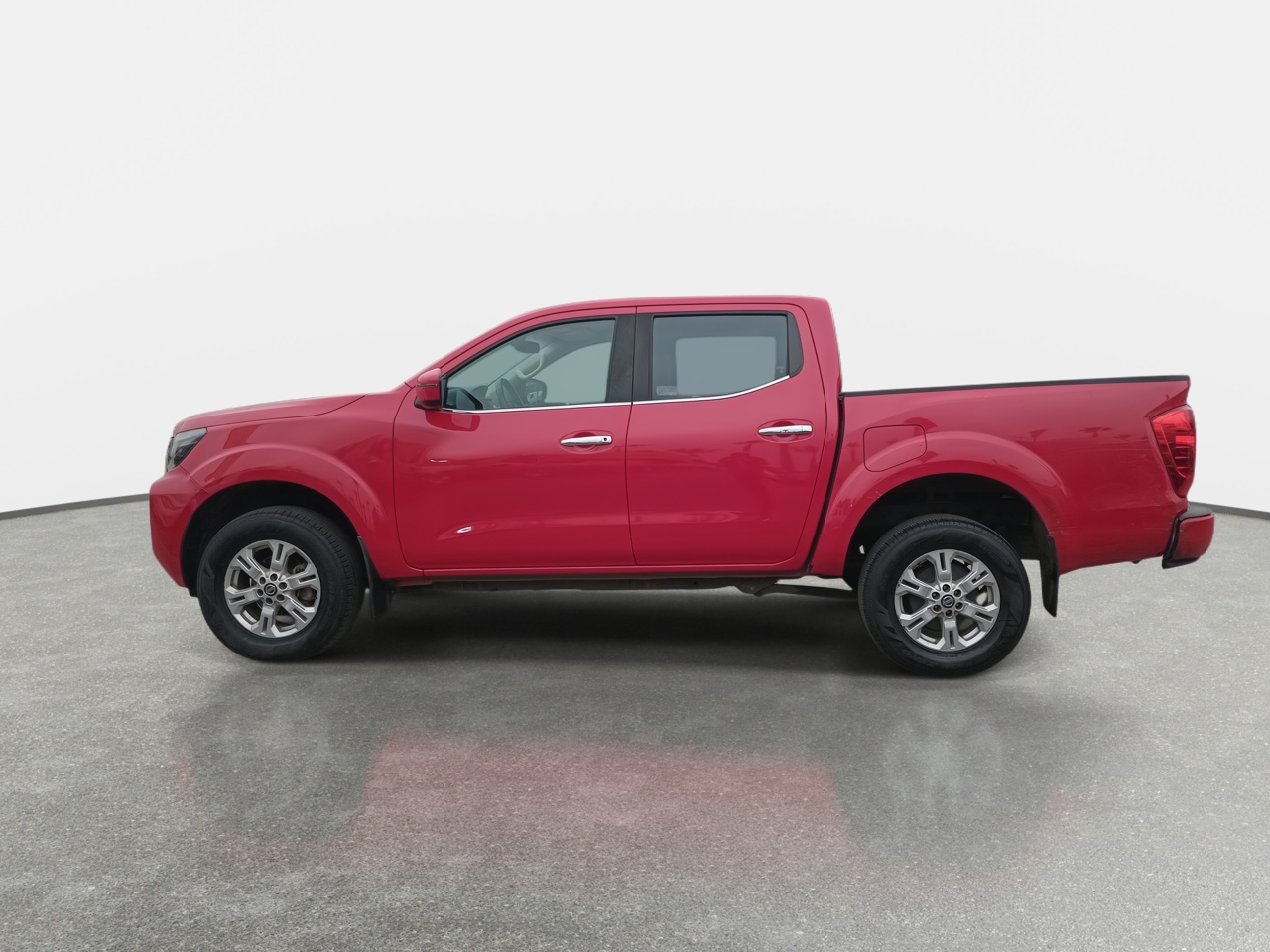 NISSAN - 4